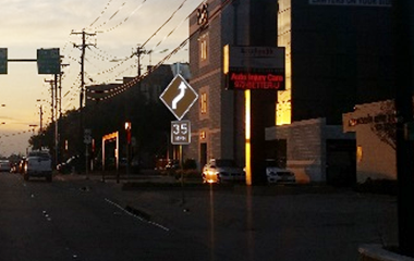 led_sign01
